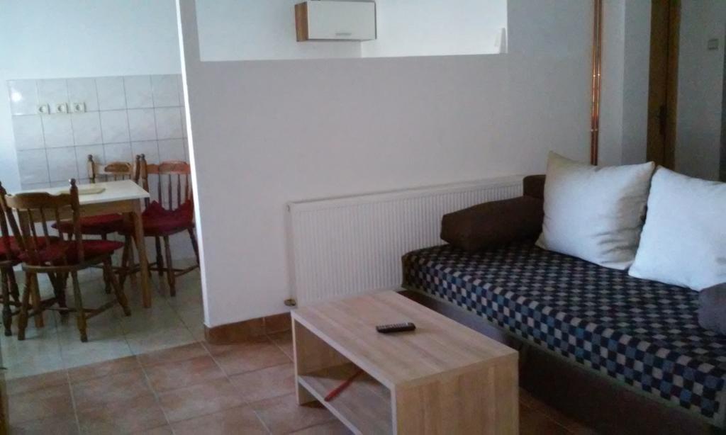 Apartment Laura Gracac  Ngoại thất bức ảnh